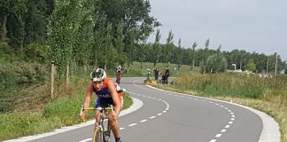 Amsterdam maakt zich op voor de triatlon Amsterdam maakt zich op voor de triatlon
