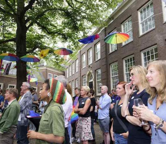 Waarom de COC’s Shakespeare Club generatie Z graag wil bereiken Waarom de COC’s Shakespeare Club generatie Z graag wil bereiken