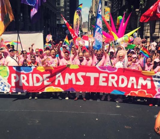 Amsterdamse bezoeker over imposante stoet Gay Pride New York: That was amazing!