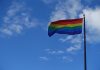 PVDA voert ook actie op Antwerp Pride De PVDA heeft ook actie gevoerd tijdens de Antwerp Pride. In het Belgische Antwerpen werd er een statement gemaakt tegen het verbod voor het dragen van regenboogpins voor Antwerpse loketbedienden.
