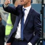Ten Hag schept duidelijkheid: “Ik blijf dit seizoen bij Ajax”
