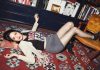 Laura Kits brengt nieuw album ‘Holy Fountain Water’ uit Laura Kits brengt nieuw album ‘Holy Fountain Water’ uit