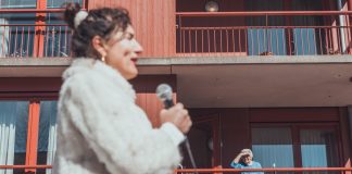 Tolhuistuin trakteert bewoners in Noord met pop up opera