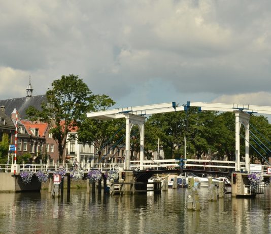 Provincie Noord-Holland geeft zegen fusie Amsterdam en Weesp