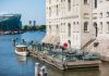 Het Scheepvaartmuseum opent nieuw terras op het water