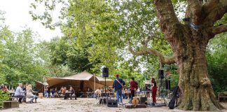 Iedere zondag in de zomer gratis livemuziek in de Tolhuistuin Iedere zondag in de zomer gratis livemuziek in de Tolhuistuin