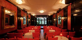 Apollofirst Theater: ‘combinatie theater met hotelovernachting in klassiek boutique hotel’ Apollofirst Theater: ‘combinatie theater met hotelovernachting in klassiek boutique hotel’