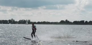 WaterSkiclub Loosdrecht: ‘de oudste waterskiclub van Nederland’ WaterSkiclub Loosdrecht: 'de oudste waterskiclub van Nederland'