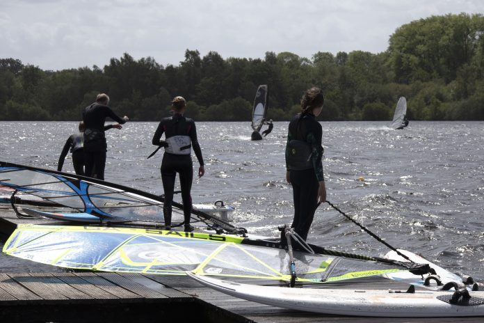 Amsterdam Windsurfing: “Een gezellige, levendige en open club” Amsterdam Windsurfing: “Een gezellige, levendige en open club”