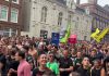Tienduizenden actievoerders dansten zaterdagmiddag door Amsterdam