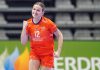 Benauwde zege Oranje in eerste duel hoofdfase WK Benauwde zege Oranje in eerste duel hoofdfase WK