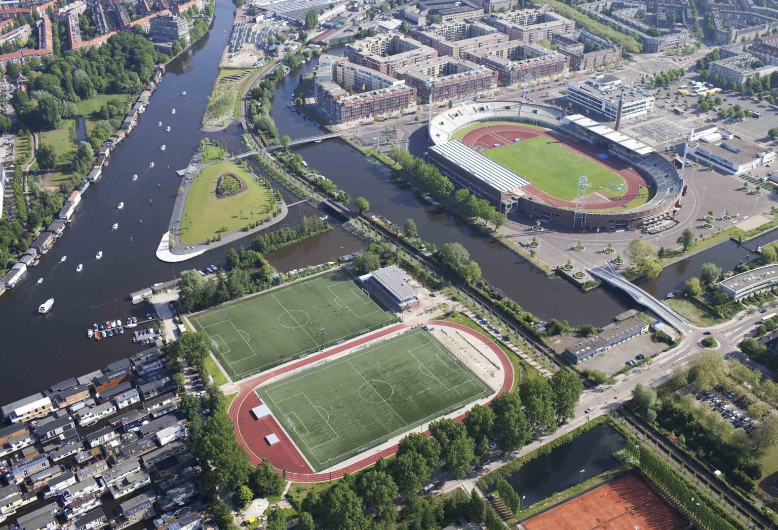 ASV Arsenal: ‘Bloeiende, bijzondere en gezellige club waar iedereen ...