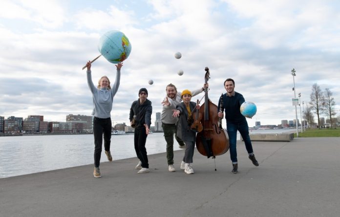 Ricciotti ensemble viert diversiteit van Nederlandse muziekcultuur in Amsterdam
