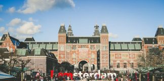 Regen in Amsterdam? Dit zijn de leukste overdekte uitjes Regen in Amsterdam? Dit zijn de leukste overdekte uitjes
