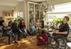 Gluren bij de Buren: 88 gastvrije buurtbewoners openden de voordeur voor 288 optredens Gluren bij de Buren: 88 gastvrije buurtbewoners openden de voordeur voor 288 optredens