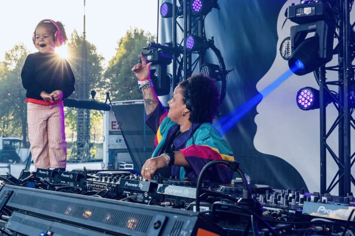 DIVINE: ”Hoogtepunt was Malieveld met mijn dochtertje aan mijn zij”