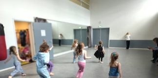 Zomerse kinderinstuif in de Meeuw