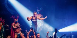 BACKDOOR viert 10-jarig jubileum: ‘Honey, we gaan ALL OUT!’ BACKDOOR viert 10-jarig jubileum: ‘Honey, we gaan ALL OUT!’