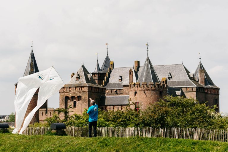 Vliegerfestival bij Muiderslot Vliegerfestival bij Muiderslot
