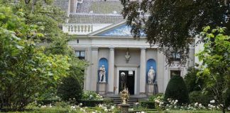 Verborgen stadstuinen en groene hofjes in Amsterdam Verborgen stadstuinen en groene hofjes in Amsterdam