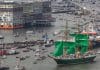 Waterschap vaart met toiletboot tijdens SAIL Amsterdam Waterschap vaart met toiletboot tijdens SAIL Amsterdam