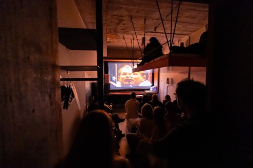 Zeven verdiepingen film tijdens Short Movie Sunday in Volkshotel