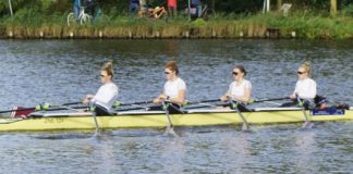 Roeiers van TeamNL knokken zich samen met clubgenoten naar winst op de Amstel Roeiers van TeamNL knokken zich samen met clubgenoten naar winst op de Amstel