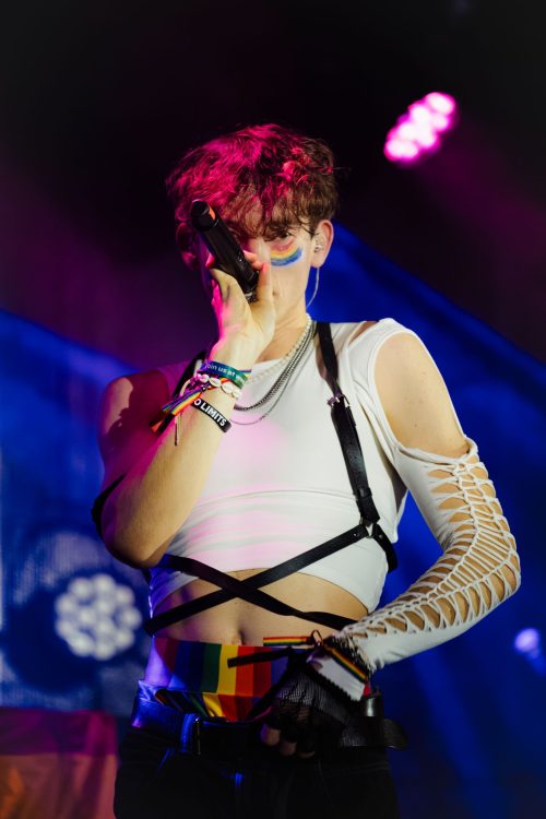 Be yourself: Ryann brengt queer pop vibes naar Cinetol