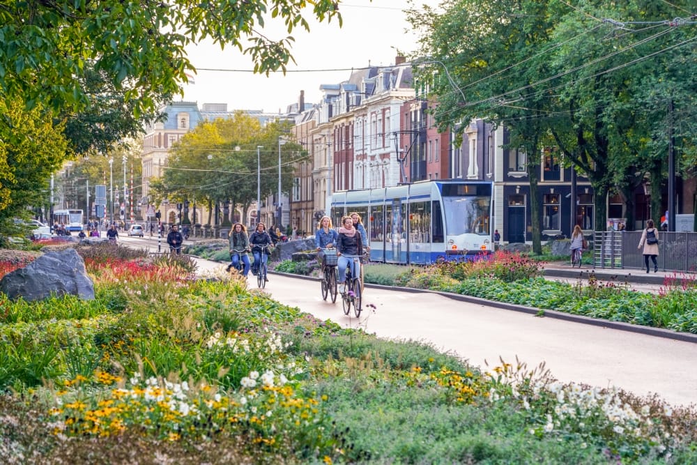 Binnenring Amsterdam voltooid: meer ruimte voor fietsers en openbaar vervoer