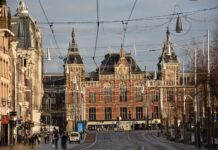 Zaterdag geen treinen op Amsterdam Centraal Station; zondag en maandag gewijzigde treintijden