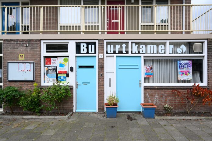 buurtkamer amsterdam 2,5 miljoen euro voor vier buurtkamers en een Huis van de Wijk in de H-Buurt