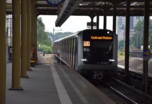Met de metro naar Amsterdam Zuidoost? Hou rekening met verstoringen Met de metro naar Amsterdam Zuidoost? Hou rekening met verstoringen